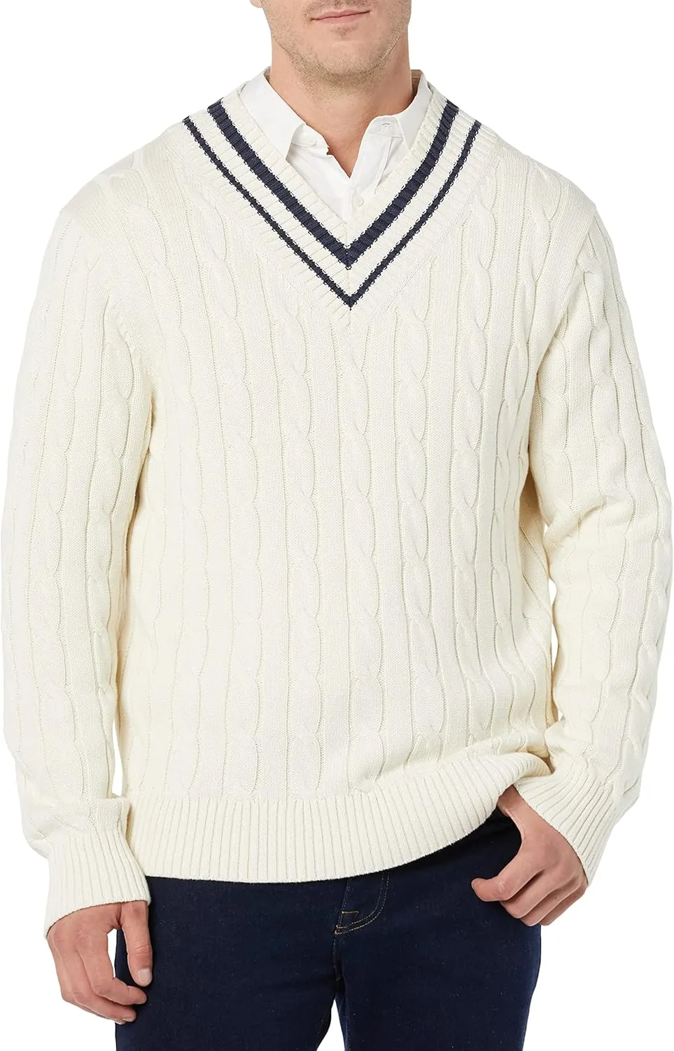 Amazon Essentials Men's Cable Knit V-Neck Sweater
