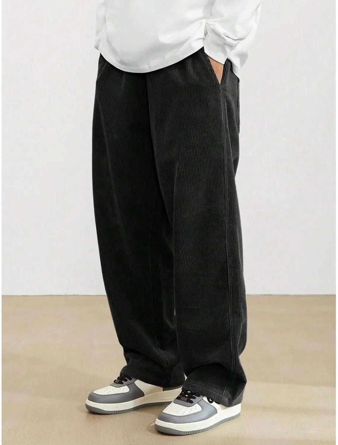 Mens Corduroy Cargo Pants Baggy Casual Straight Leg Sweatpants Drawstring Elastic Waist Relaxed Fit Pants with Pocket