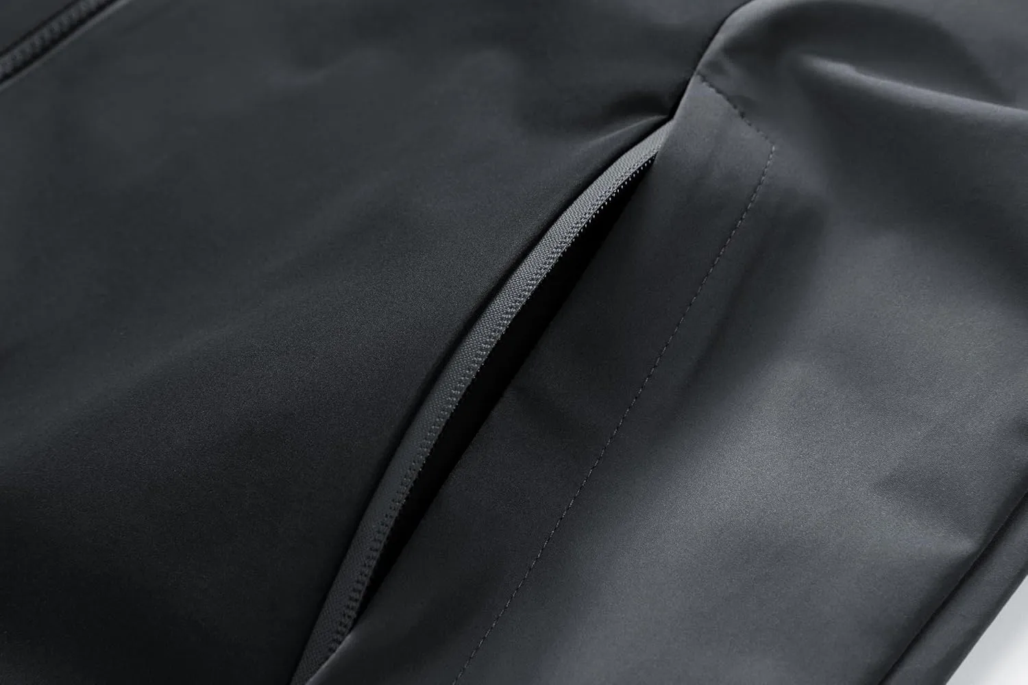 Men's Outdoor Waterproof Jacket Lightweight Breathable Windbreaker Hooded Multifunctional Sports Jacket
