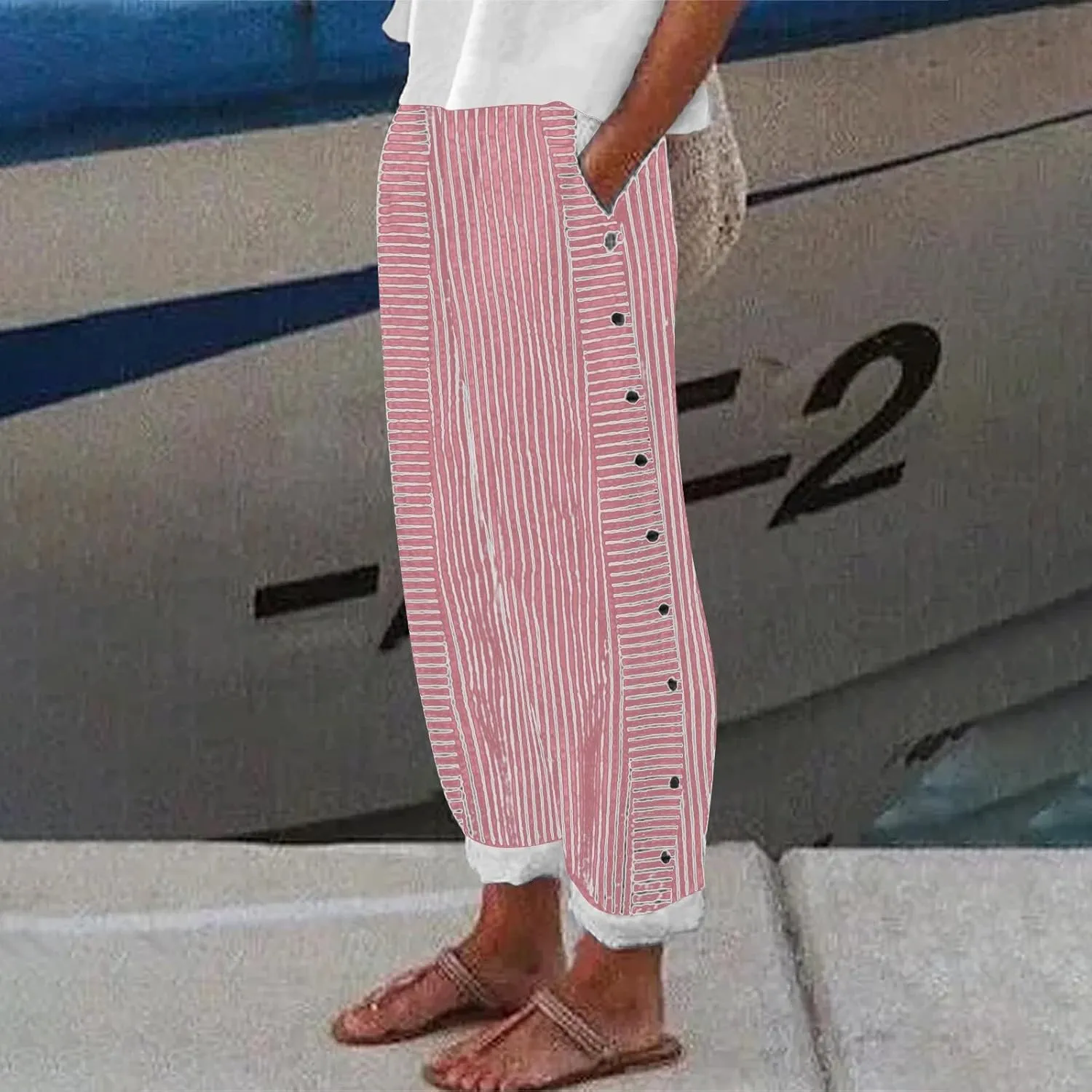 Plus Size Capris for Women Striped Floral Printed Cotton Linen Pants Lightweight Casual Trousers with Pockets