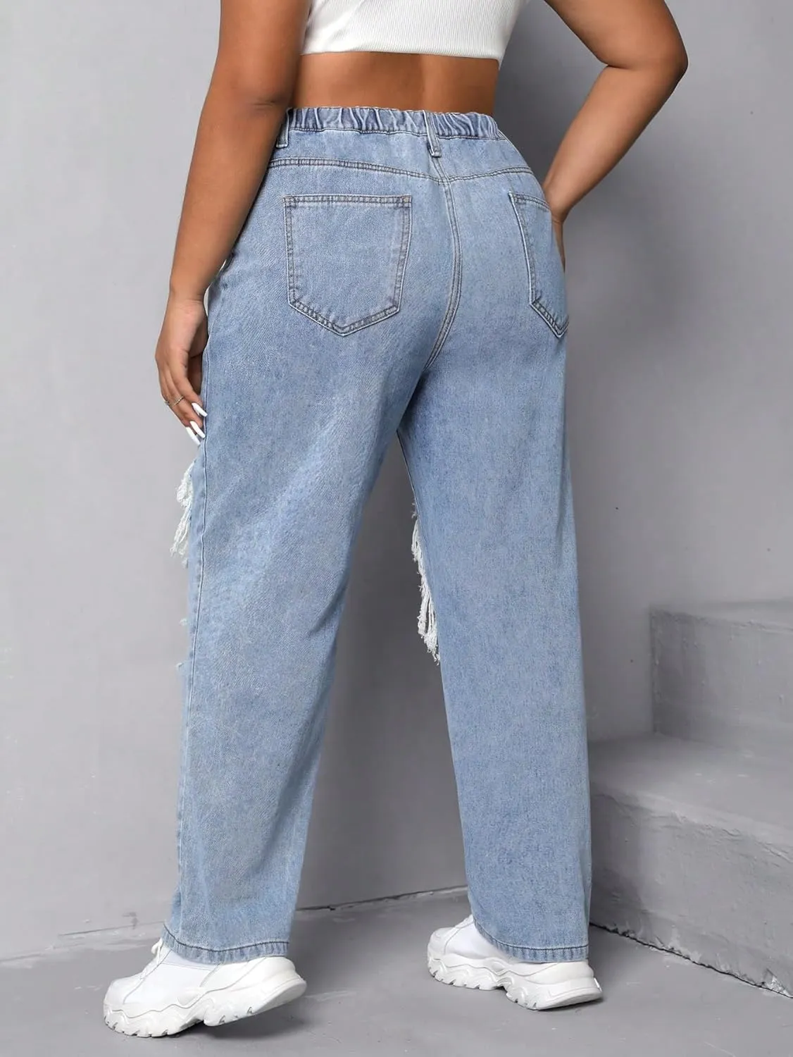 WDIRARA Women's Plus Size Ripped High Waist Cut Out Straight Leg Jeans Denim Pants