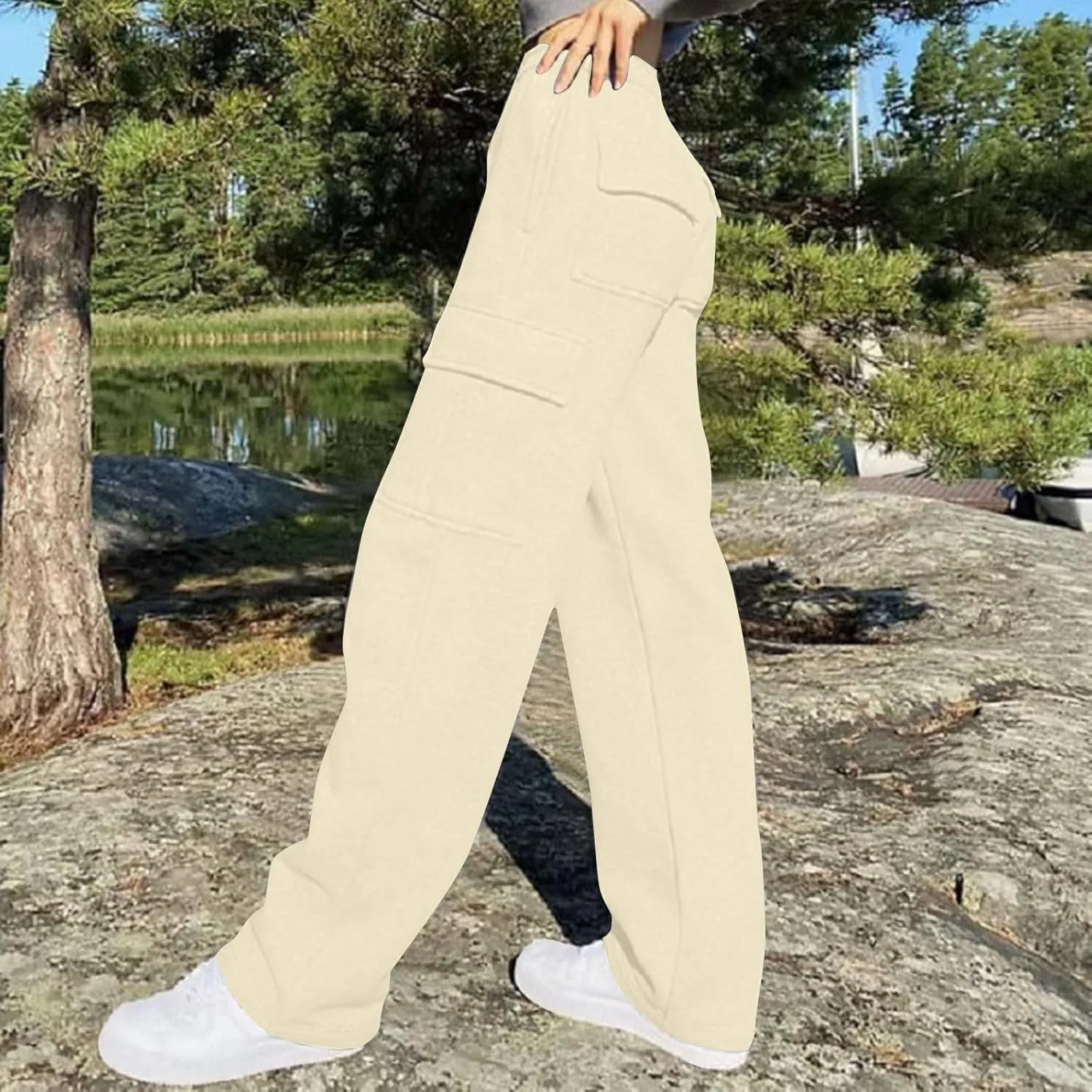 Women's Cargo Sweatpants Elastic High Waist Wide Leg Joggers Pants Baggy Straight Leg Drawstring Trousers with Pockets