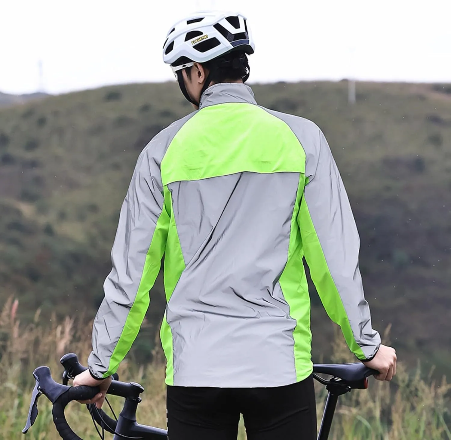 WOSAWE Totally Reflective Silver Jacket High Visibility Outdoor Sports Jacket for Cycling & Running